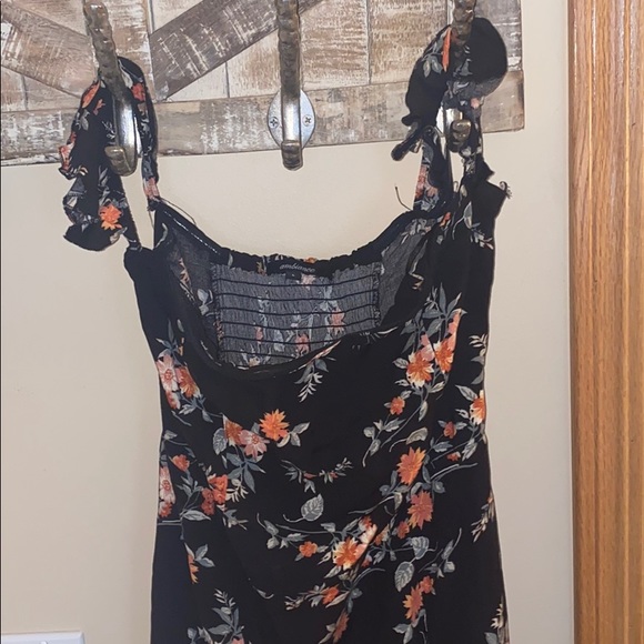 Dress - Picture 1 of 5